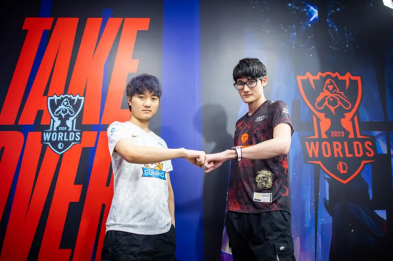 AG战队荣获KPL年度总冠军 王者荣耀赛事迎新篇章
